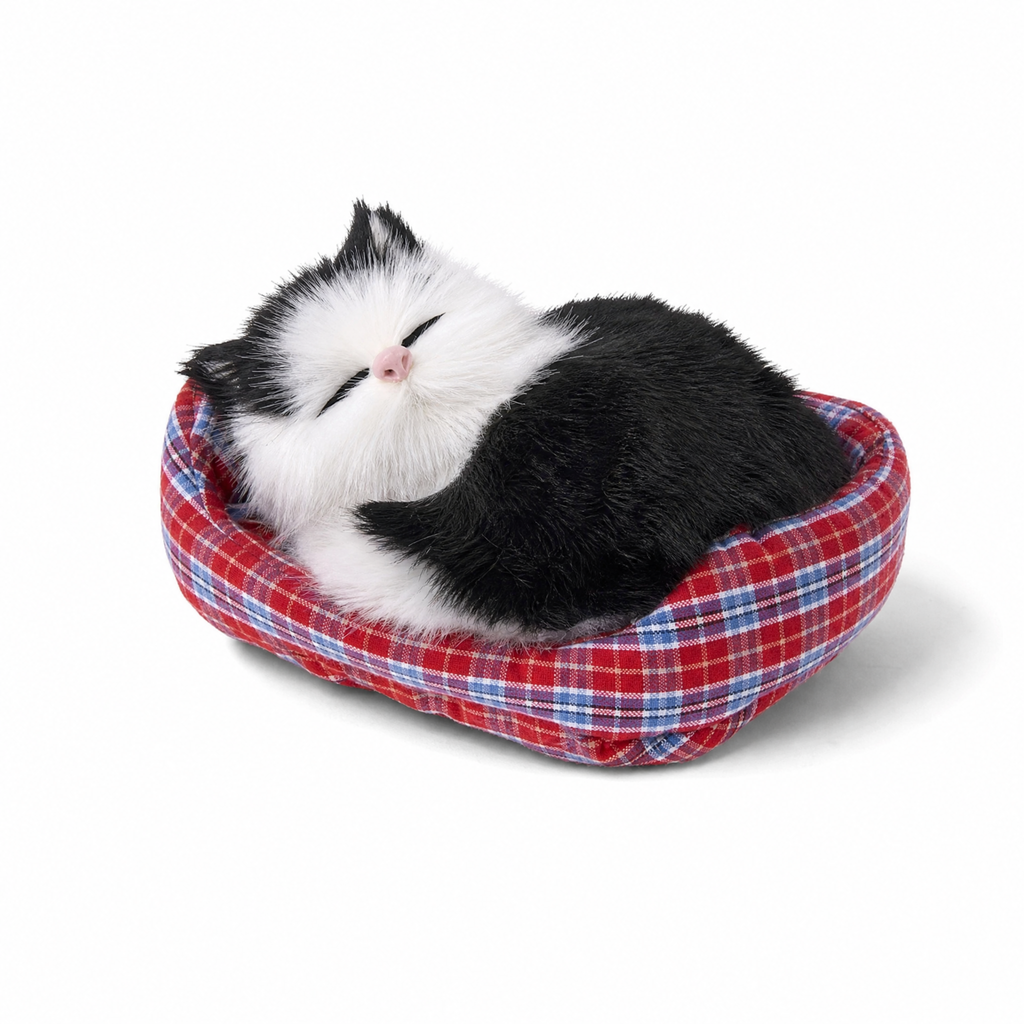 Gosedjur sovande katt med dekorativ korg