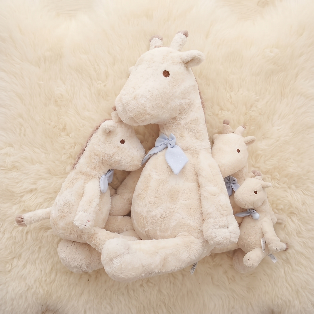 Gosedjur giraff kawaii beige