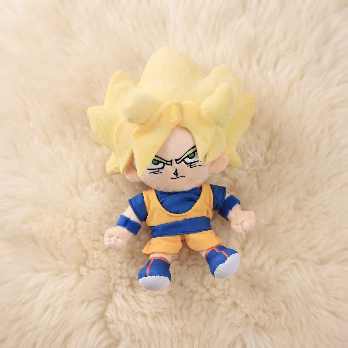 Gosedjur Goku Super Saiyan 25 cm