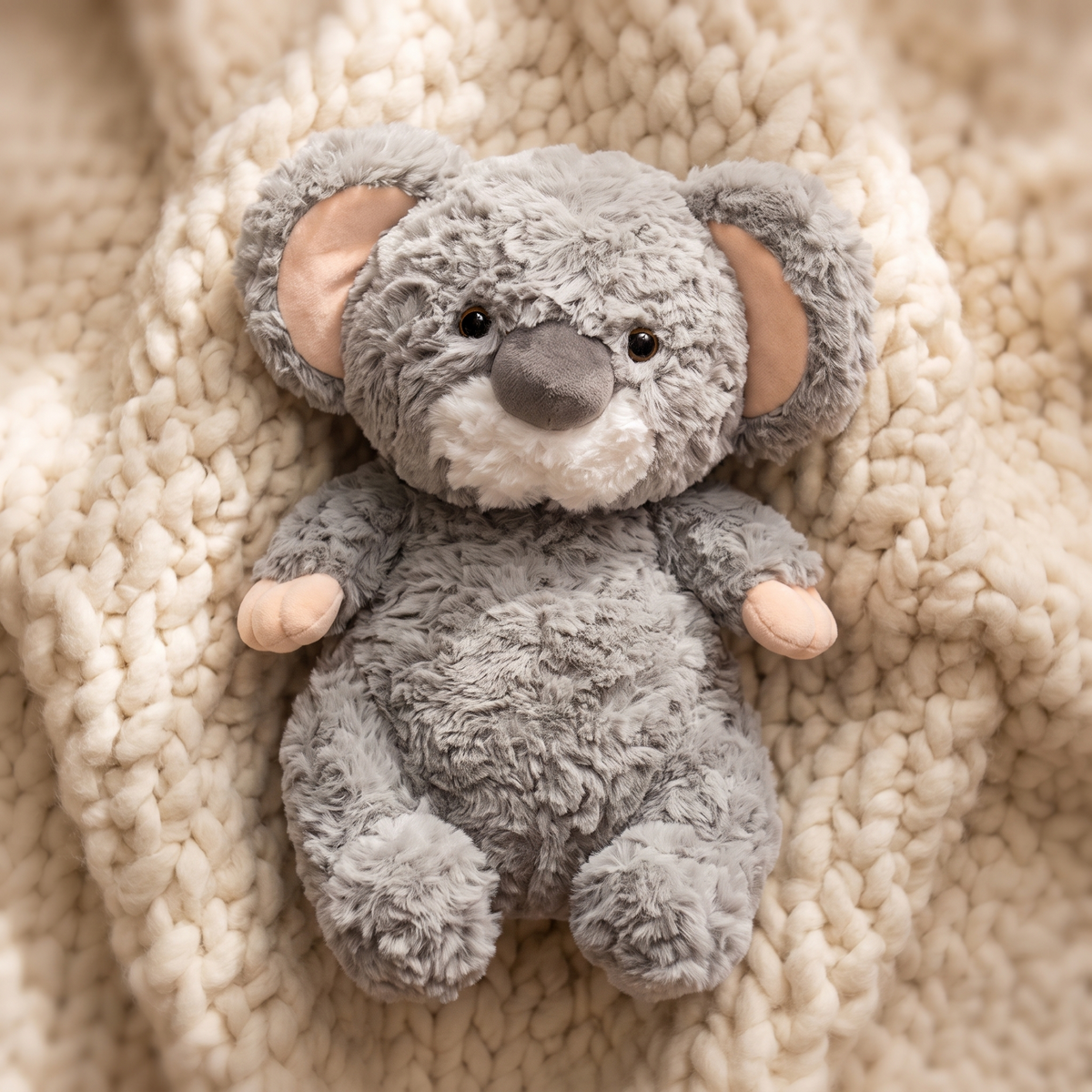 Gosedjur grå koala med eukalyptusblad 35 cm