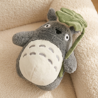 Gosedjur Totoro med lotusblad mjuk