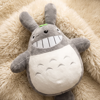 Gosedjur jättestor Totoro stort leende